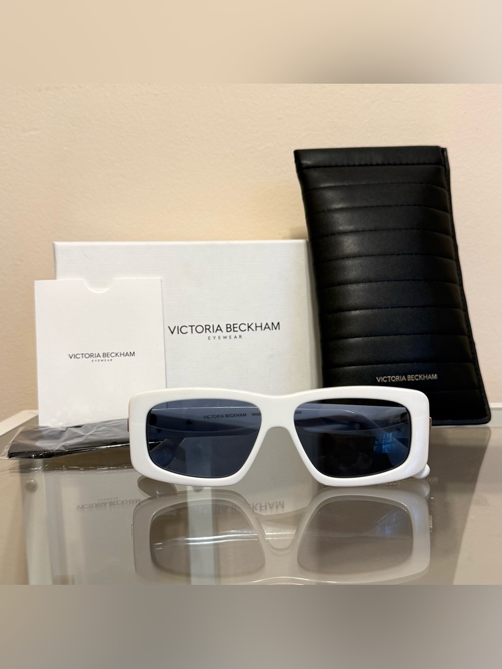 Victoria Beckham VB669S white sunglasses